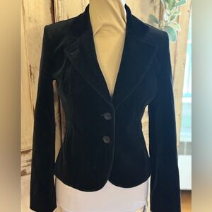 French Connection Black Velvet fitted blazer. Sz 6. Timeless, party